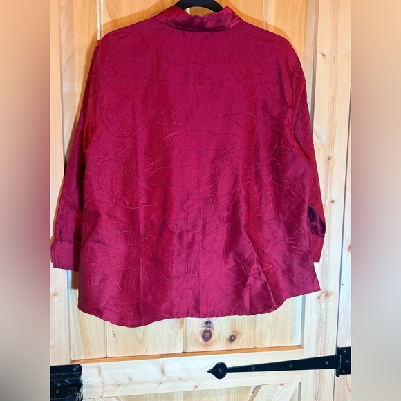 Coldwater Creek Red 3/4 Sleeves & Floral Embroidered detail Size PXL - Picture 3 of 7